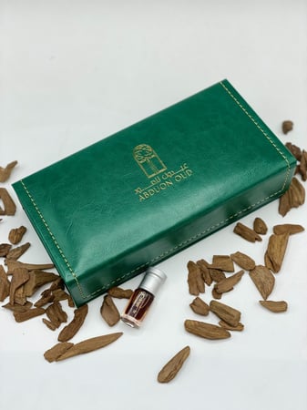 مجموعة الكمبودي الفاخر وخشب الأصقون الطبيعي