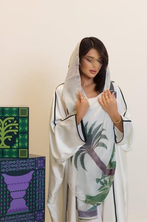 عباية بشت