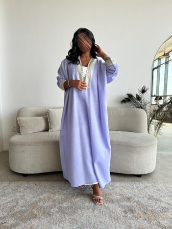 عباية نص بشت