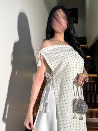 فستان اوف وايت