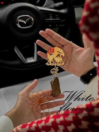 تعليقة الصقر و كسرة العود على طلبك