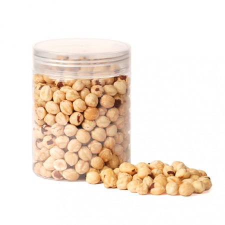 البندق المقشر