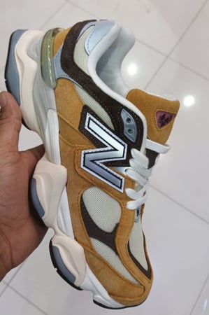 New Balance  9060