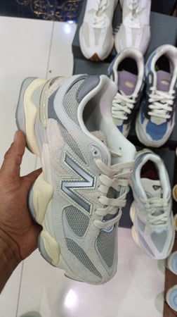 New Balance  9060