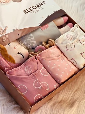 اطقم مواليد بنات من اليجنت تاول تصاميم راقية بخامات مريحة