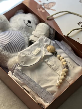 هدية ولادي فخمة جدا من نكست. 3-6 اشهر B