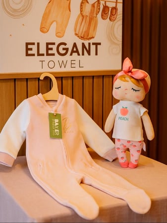 للفخامة عنوان هدية من تيد بيكر بنتظاركم مولودة حديدة