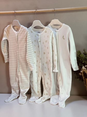 هدية ولادي مقاس ٦-٩ اشهر