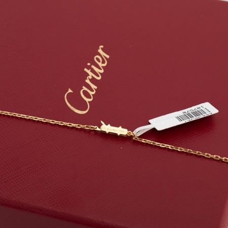 عقد ذهب تصميم عالمي