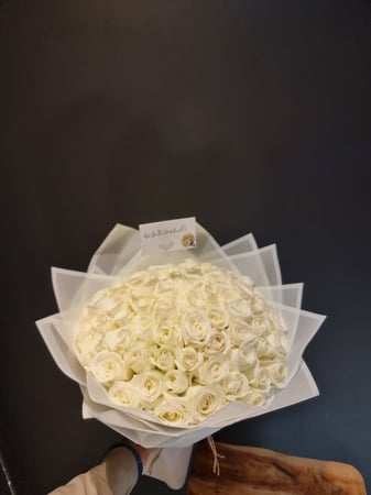 باقة ورد 60 وردة 10107