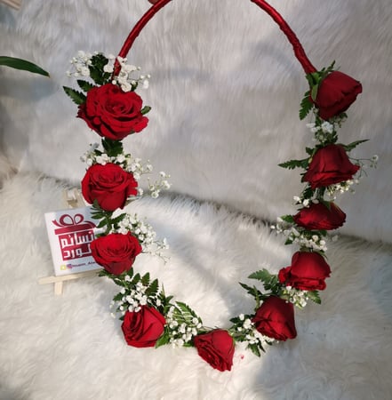 عقد ورد طبيعي