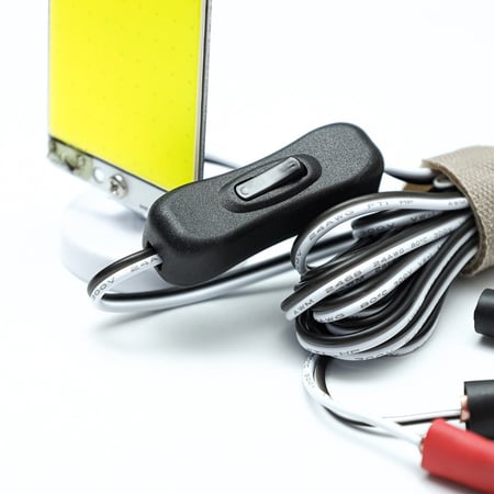 لمبة بمغناطيس صغيرة TM25