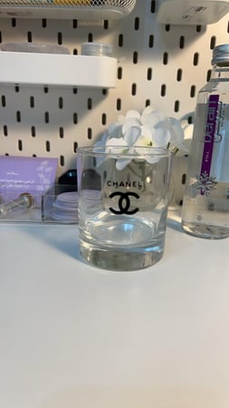 كوب زجاجي