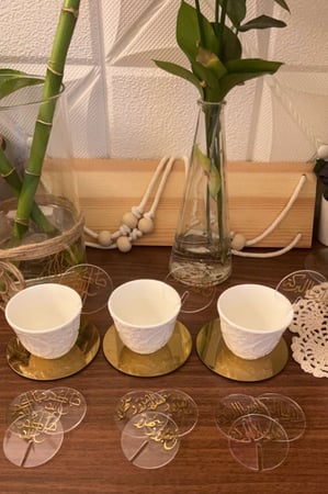 عبارات ترحيبيه او اسماء مواليد لتقديمات القهوه او الشاي تباع بالحبه