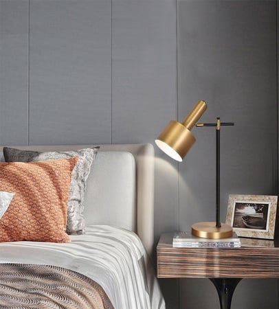 مصباح طاولة