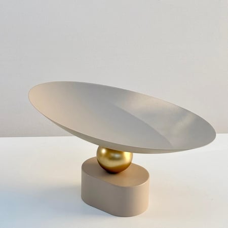 ستاند تقديم دائري  بيج مع دائرة ذهبي