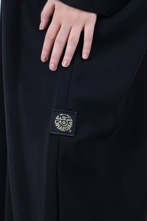 عباية صالونا فراشة مقفولة