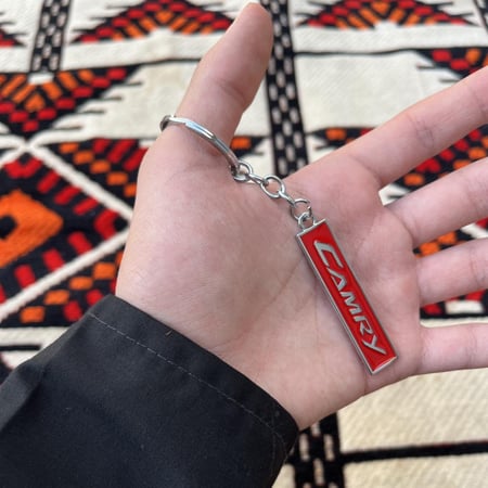 ميداليه تويوتا حديد - كامري