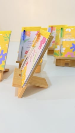 10 مسند بنوتة وقلم