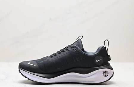 حذاء نايك زوم اكس Nike React x
