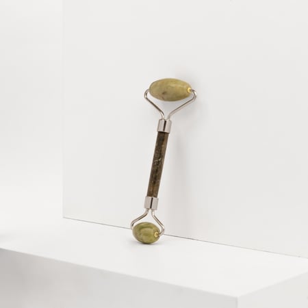 جهاز ( أداة ) مساج للوجه