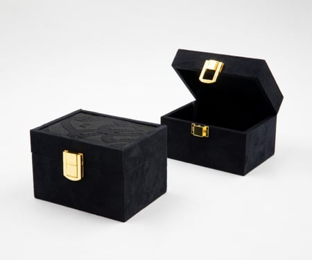 صندوق عود مصنوع من القماش الفاخر