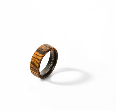 خاتم من الخشب الطبيعي