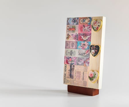 قطعة ديكورية بقصاصات متنوعة