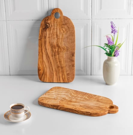 الواح تقديم بحلقة من خشب الزيتون