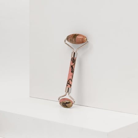 جهاز ( أداة ) مساج للوجه