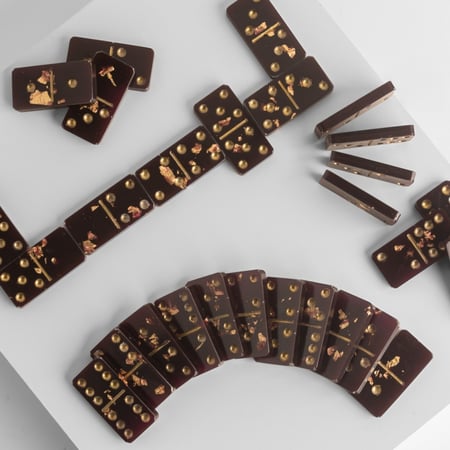 لعبة دومينو فريدة