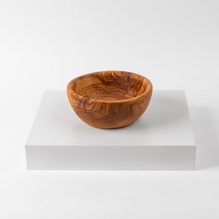 طبق دائري من الخشب