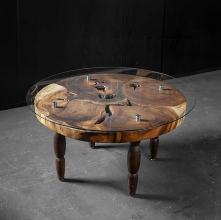 طاولة وسطى مميزة من الخشب الطبيعي