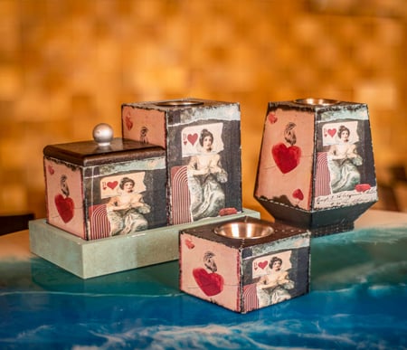 طقم مباخر خشبي بفن الديكوباج