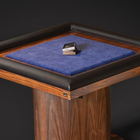 طاولة العاب متنوعة بتصميم حديث