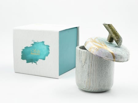 علبة الجوز  المُطعًمة بالرزن