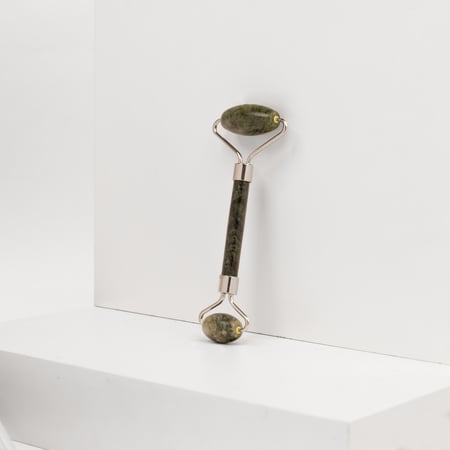 جهاز ( أداة ) مساج للوجه