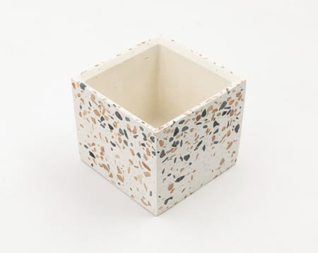 مزهرية تيرازو