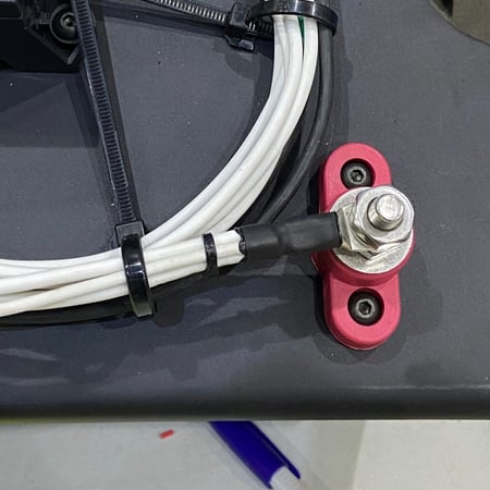 هيت شرنك أسود مع غراء أسود مقاس 9 ملي