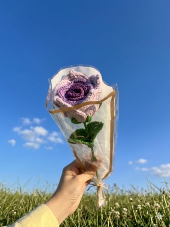 وردة جوري كروشيه