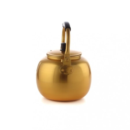 ابريق اصفر صيني و كوري - أكثر من مقاس