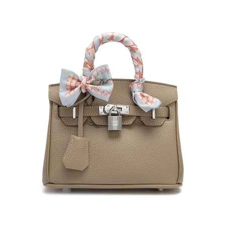 شنطة نسائية لون  كاكي من لادون