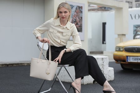 شنطة نسائية - لون بيج - لادون