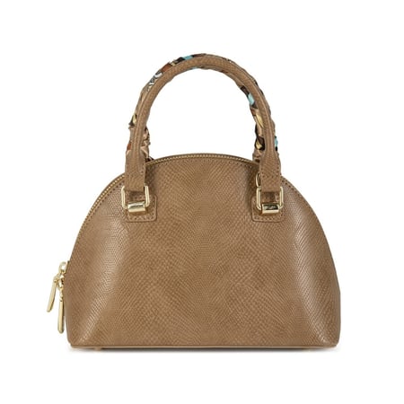 شنطة بنية ماركة