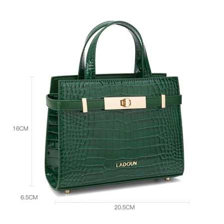 شنطة نسائية لون أخضر من  لادون