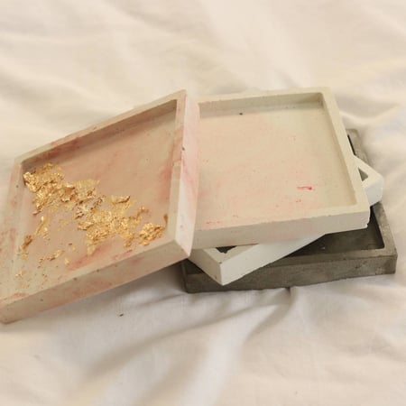 قاعدة مربعه