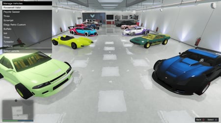 ايدي قراند و123 لعبة محملة ( سيارات مهكرة وملابس )