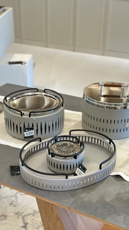 صينية تقديم بتصميم فريد