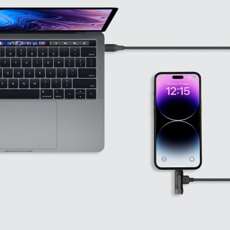 سلك شاحن موماكس 2 في 1 من USB-C إلى USB-C و آيفون مضفر بطول 1.5 م