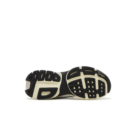 V2K RUN 'SUMMIT WHITE'